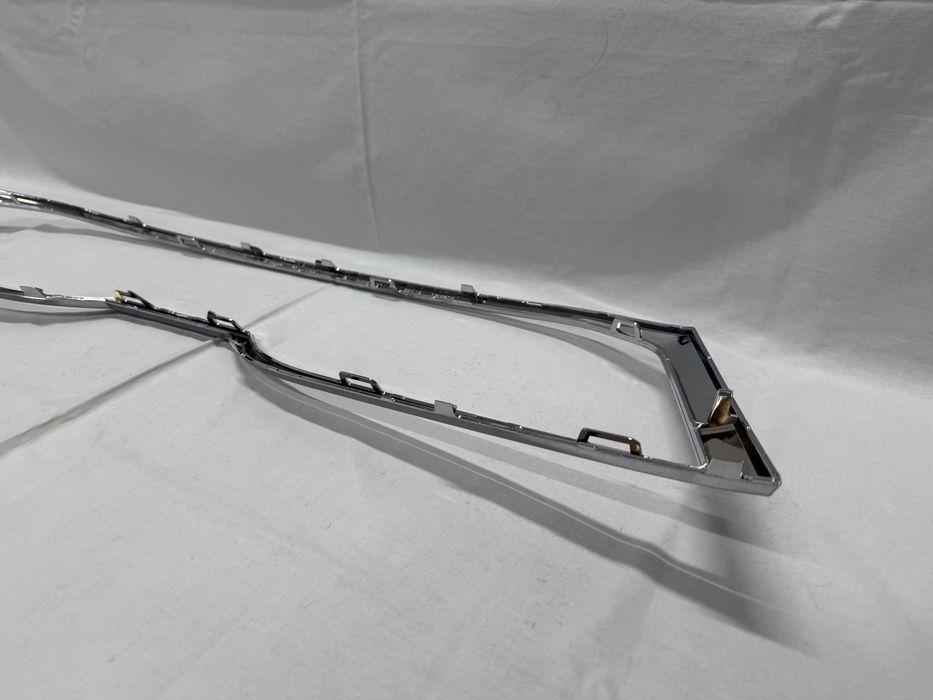 Ramka Atrapy Chłodnicy CHROM Skoda Octavia III LIFT 17r.- NOWA