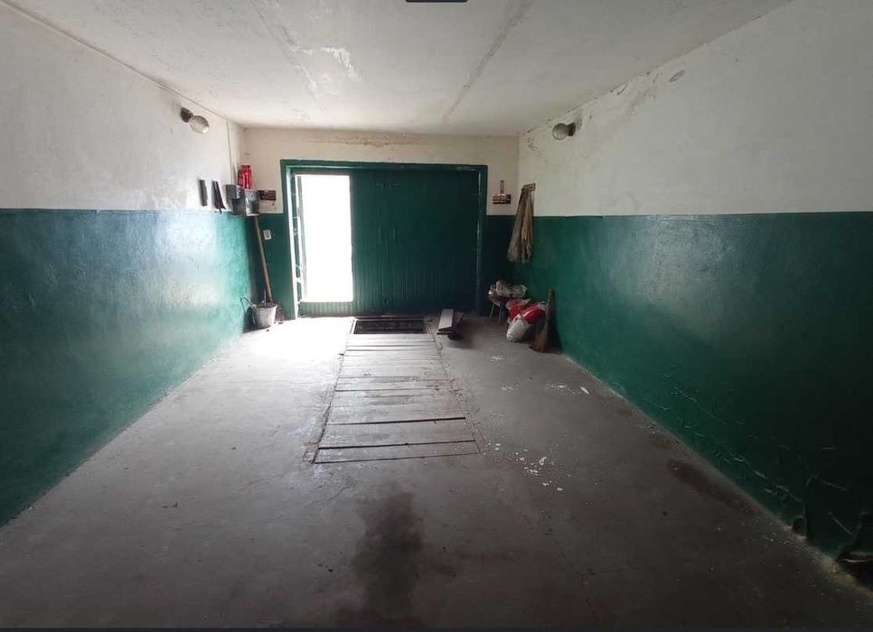 Цегляний гараж з підвалом в ГК Ветеран вул. Сиваська, 1А