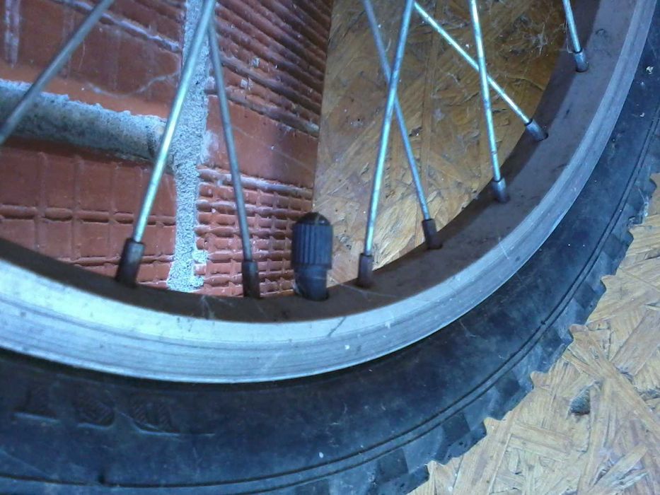 Oddam za darmo koło rowerowe 18 cali przednie