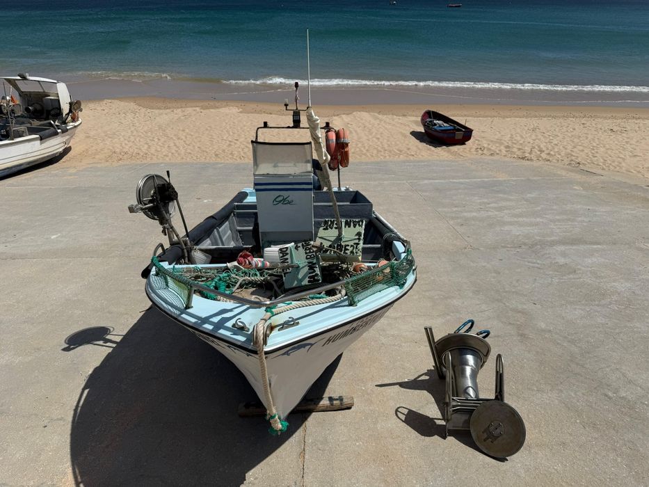 Barco de pesca profissional obe 540 pescador