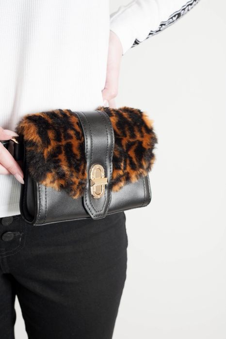 MICHAEL KORS оригинал. Брендовая сумка на пояс поясная бананка черная