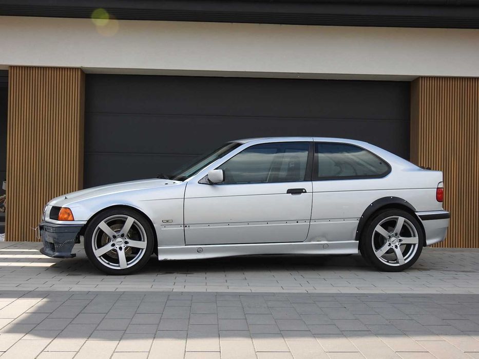 BMW e36 *2,8L / 234hp  /  tuning / time attack / 2000r / doinwestowany