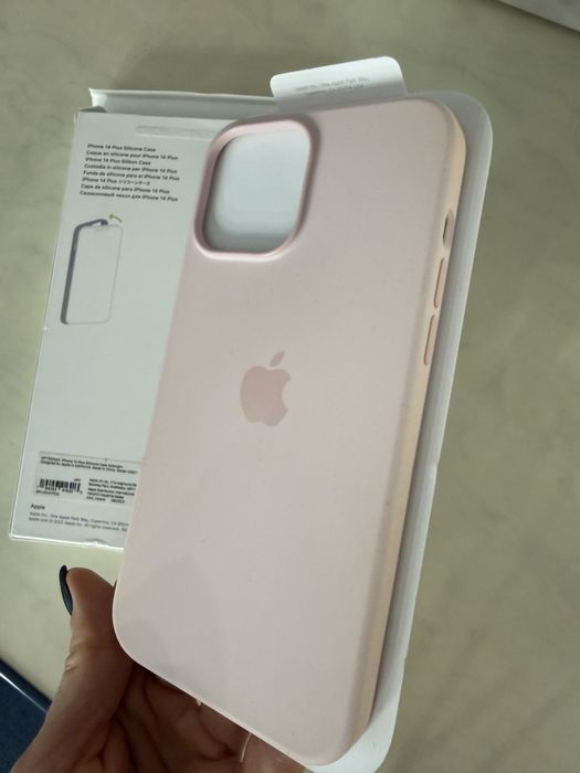 Оригінальний чохол на iphone 14 plus