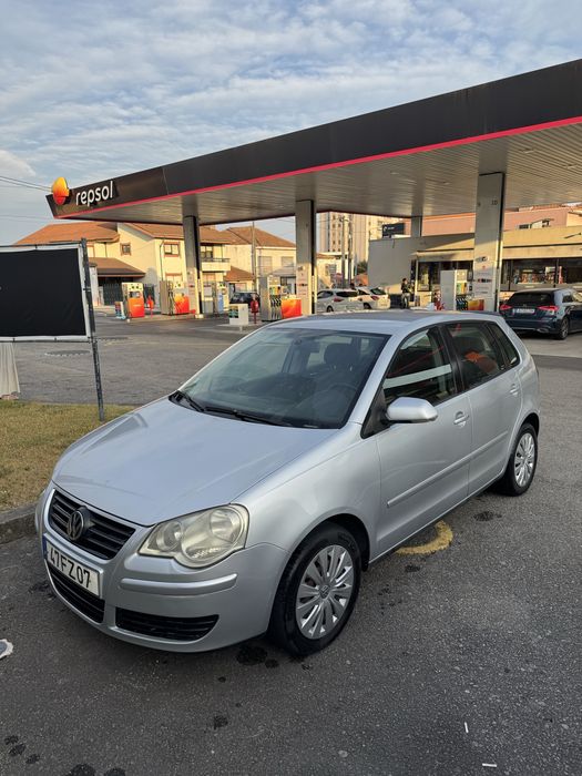 Volkswagen Polo 1.2 Gasolina — 2009