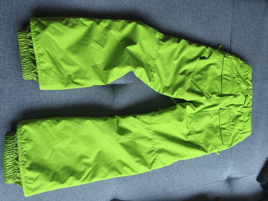Spodnie zimowe narciarskie Quicksilver 10lat 10K stan idealny zielone