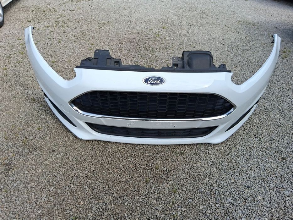 Para-choques Ford Fiesta ano 2014 original,  completo
