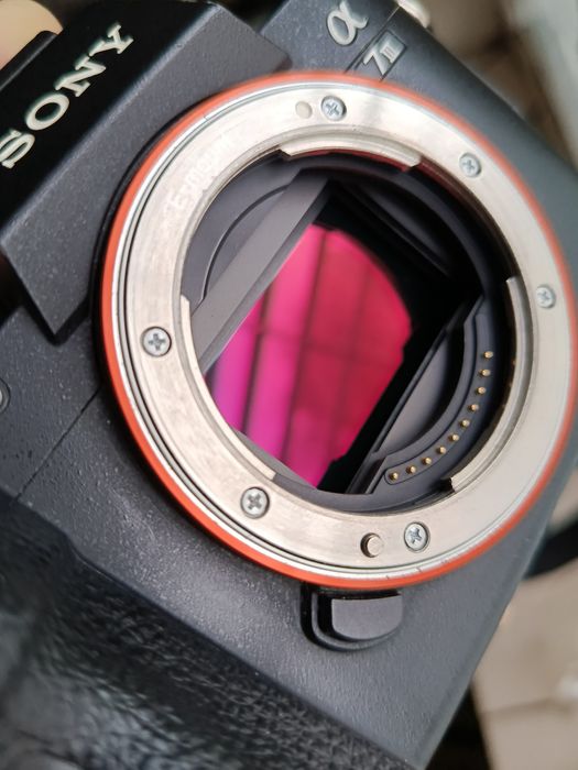 Sony a7 III + Sony zeiss FE 4/24-70 терміново!