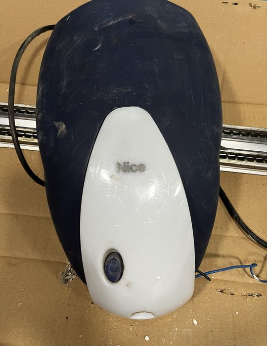 napęd siłownik nice smilo na części plus cztery piloty