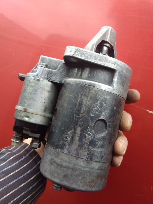 Форд Эконован Стартер  Бендікс статор якорь втягивающее.