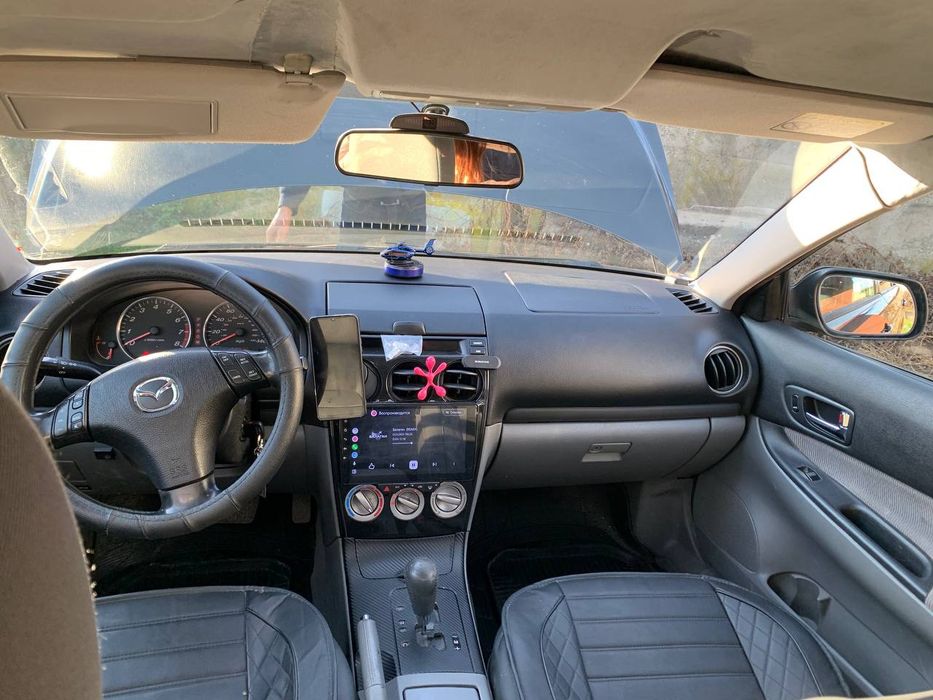 Мазда 6 2003года 2.3газ- бензин