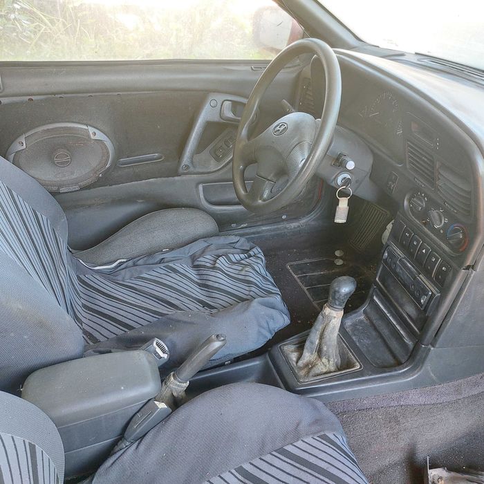 Vendo Hyundai para peças ou restauro