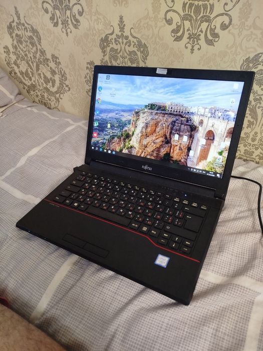 Ігровий ноутбук (Новий)  FUJITSU  life book  e546