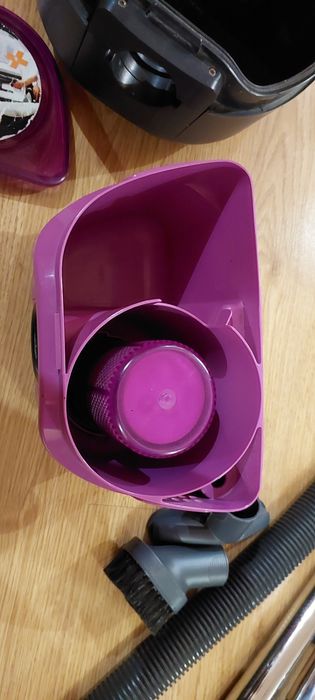 Продам пылесос Philips FC 8262