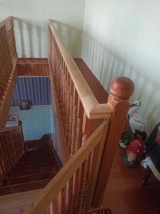 Продаж 147м будинку+будиночок для батьків з газовим опаленням.