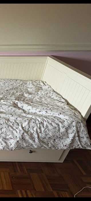 Cama Hemnes da IKEA em muito bom estado
