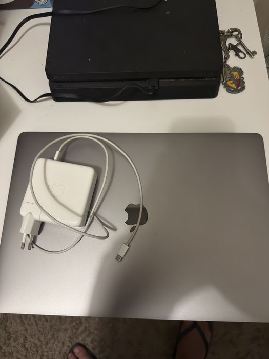 Macbook Pro ( bloqueado )