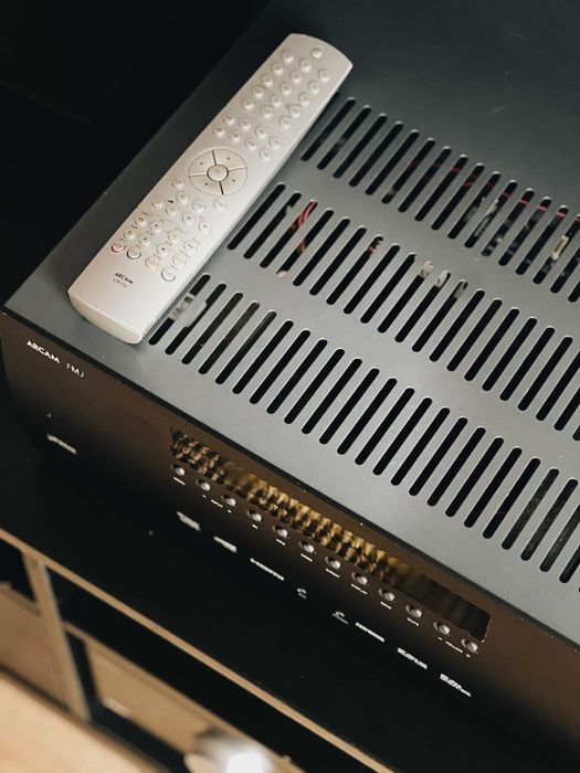 Amplituner Arcam AVR 360