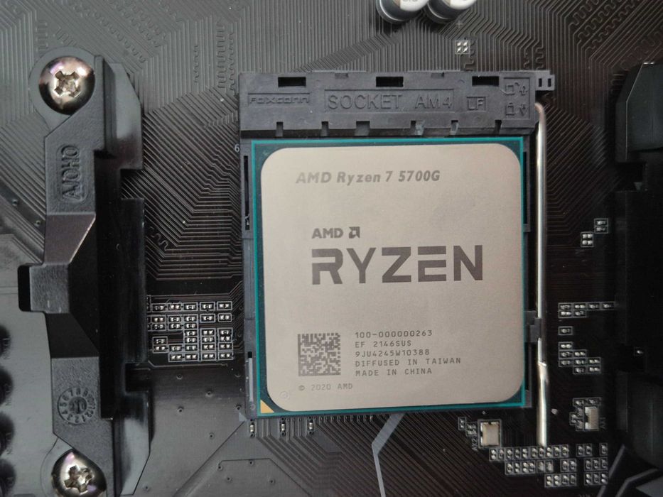 сет Ryzen 7 5700G 4.6GHz з графікою+ігрова плата X570 Gaming X.TradeIN