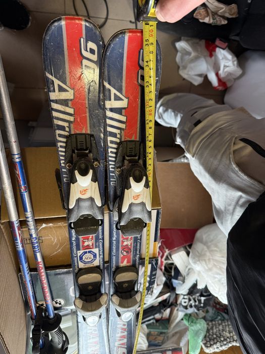 Дитячі лижі з палицями