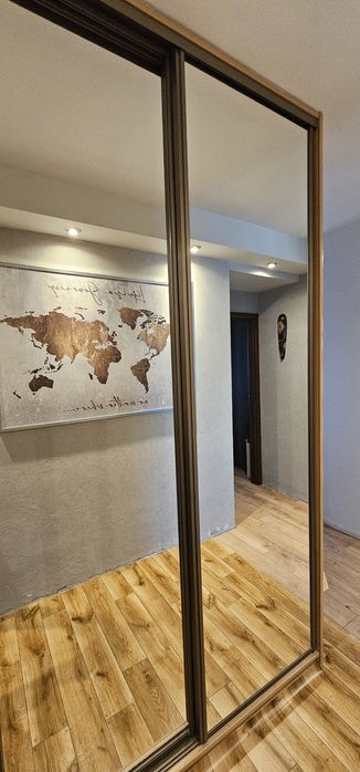 Szafa do zabudowy. Drzwi przesuwne.