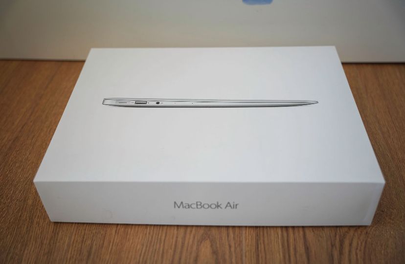 MacBook Air 13” 128gb