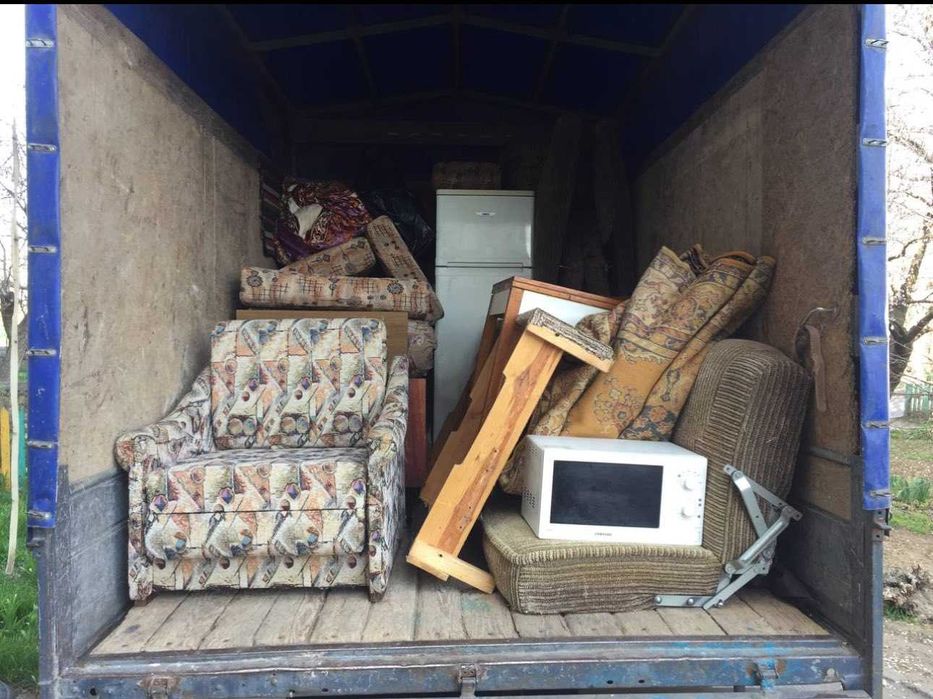 Грузоперевозки.Перевозка мебели техники.Переезды квартир офисов дач.