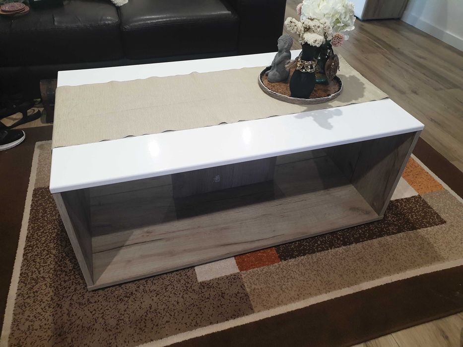 mesa de centro branca