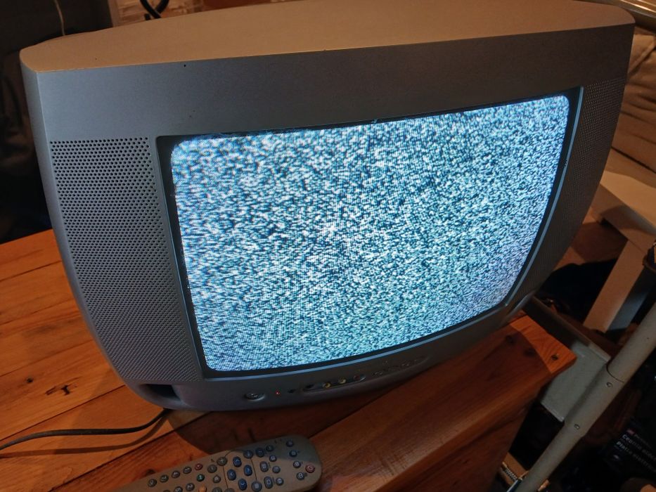 Televisão Philips antiga