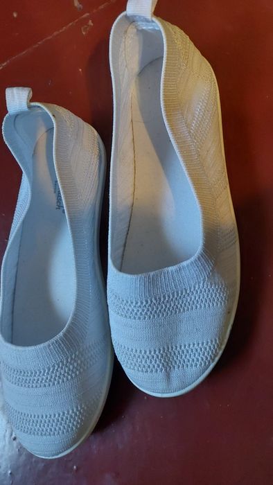 Макасы,  балетки белые