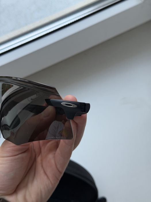 Окуляри Oakley
