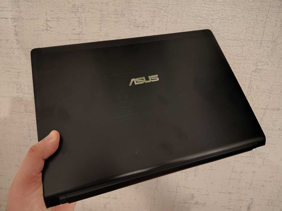 ASUS UL30VT 13.3'' C2D SU7300 4GB DDR3 500GB HDD