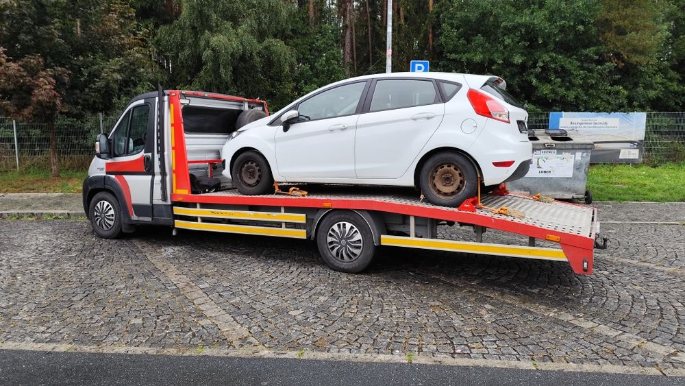 Pomoc Drogowa - Usługi transportowe