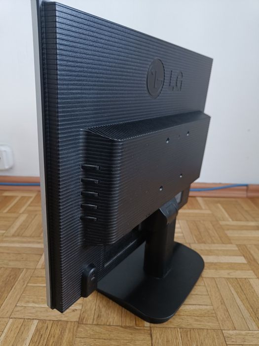 Monitor LG Flatron L1918s 19 cali kwadratowy 5:4