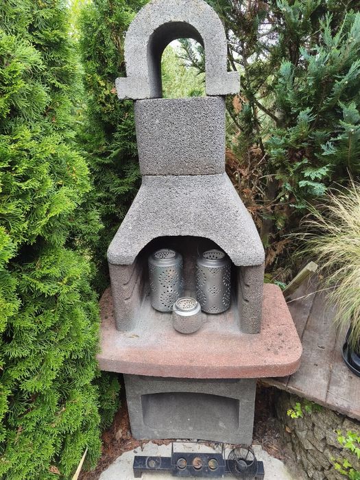Grill, kominek ogrodowy.
