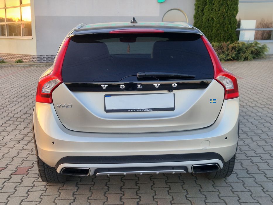 Volvo v60 cross country