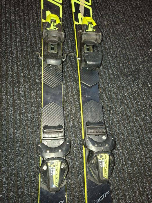 Narty Fischer FIS rc4 world cup SL 140 cm r.2019, stan BDB