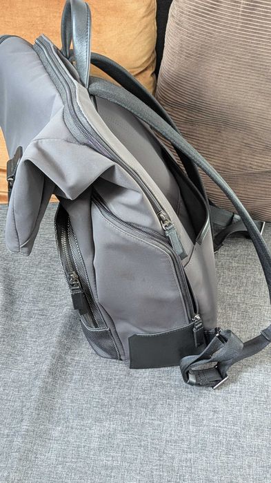 TUMI Business / Laptop Backpack – Excellent Condition