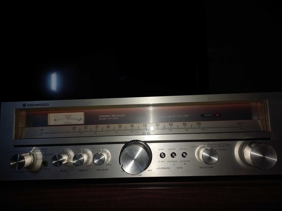 Ampituner Kenwood KR3010