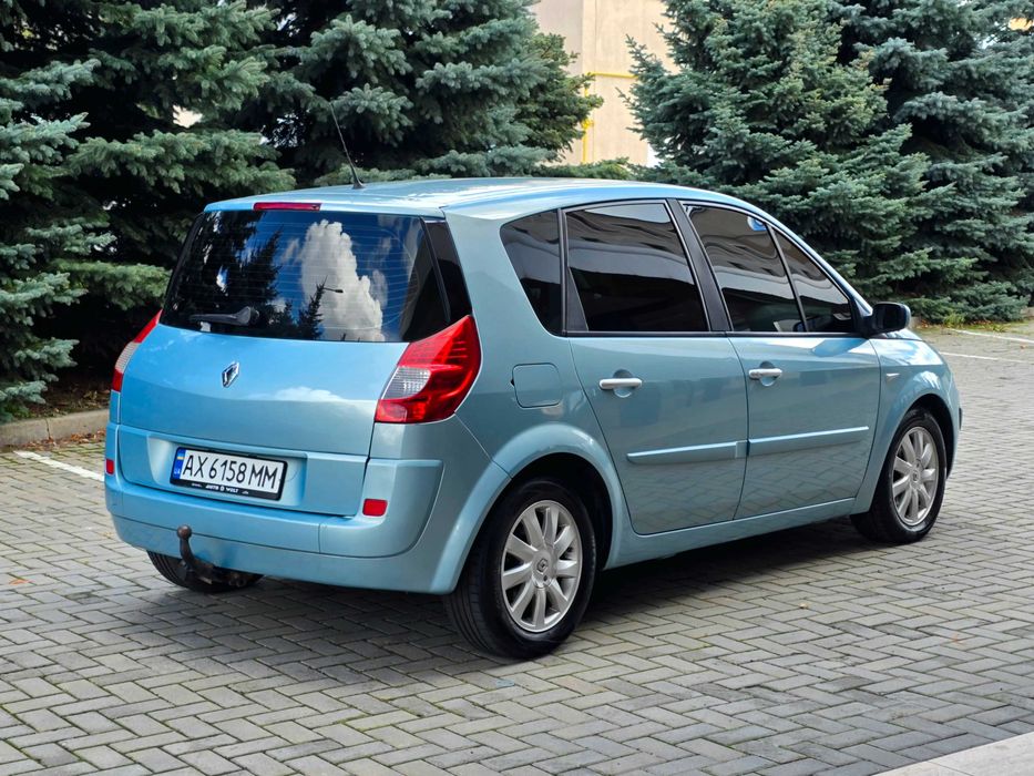 Renault Scenic 2006г.в. 1.6 бензин, механика