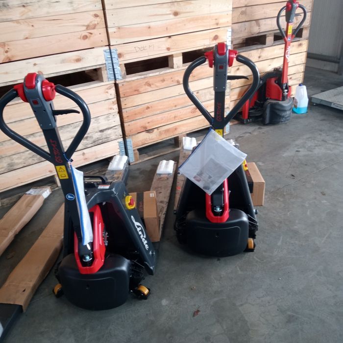 Paleciak elektryczny Linde, Toyota