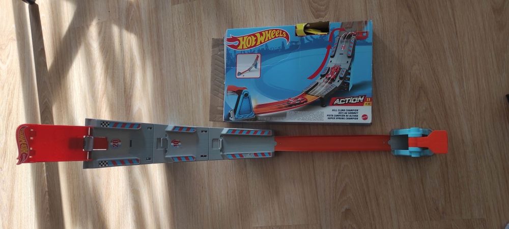Hot wheels rampa kompletna "wyścig pod górę"