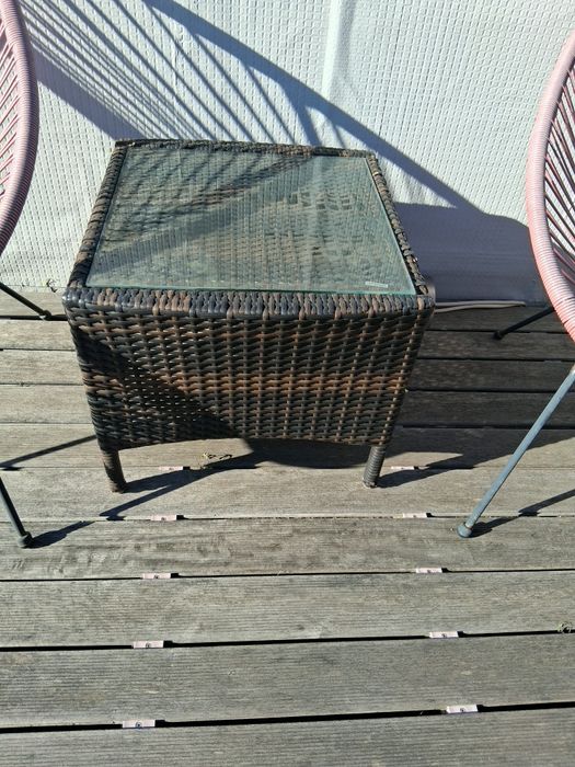 Mesa de Apoio e Cadeiras de Jardim - HAPPY DAY