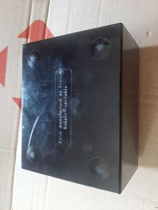 Коробка бакелитовая