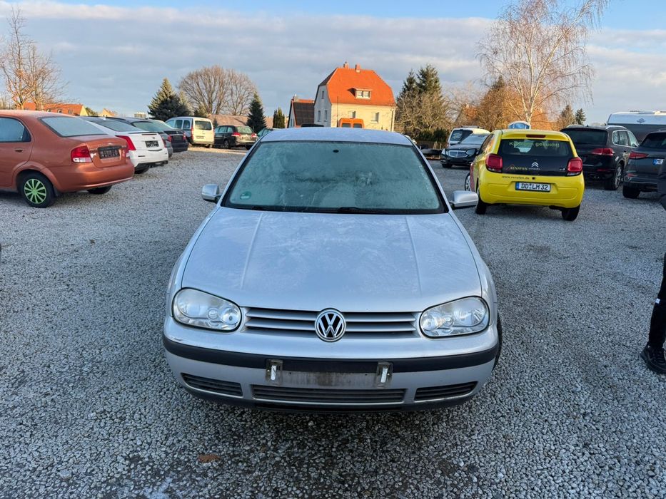 Фольцваген Гольф 4-Автомат