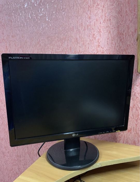 Монітор LG