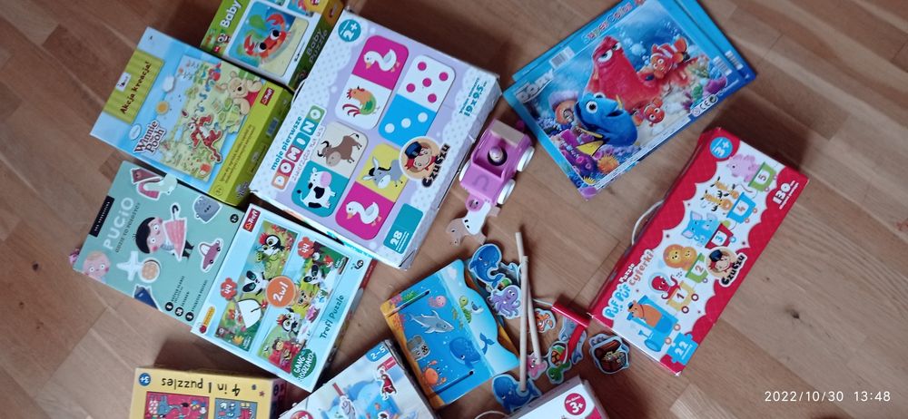 Duzy zestaw zabawek gier  puzzli  Pucio Czczu