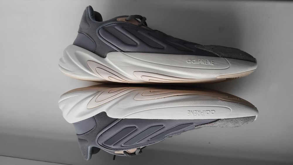 Adidas ozelia 39/3 р 24,5 см кросівки