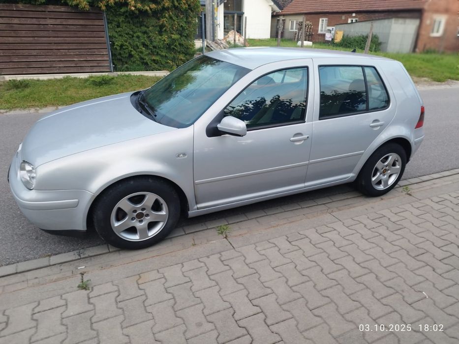 Vw golf 4 1.6 benzyna klima polecam