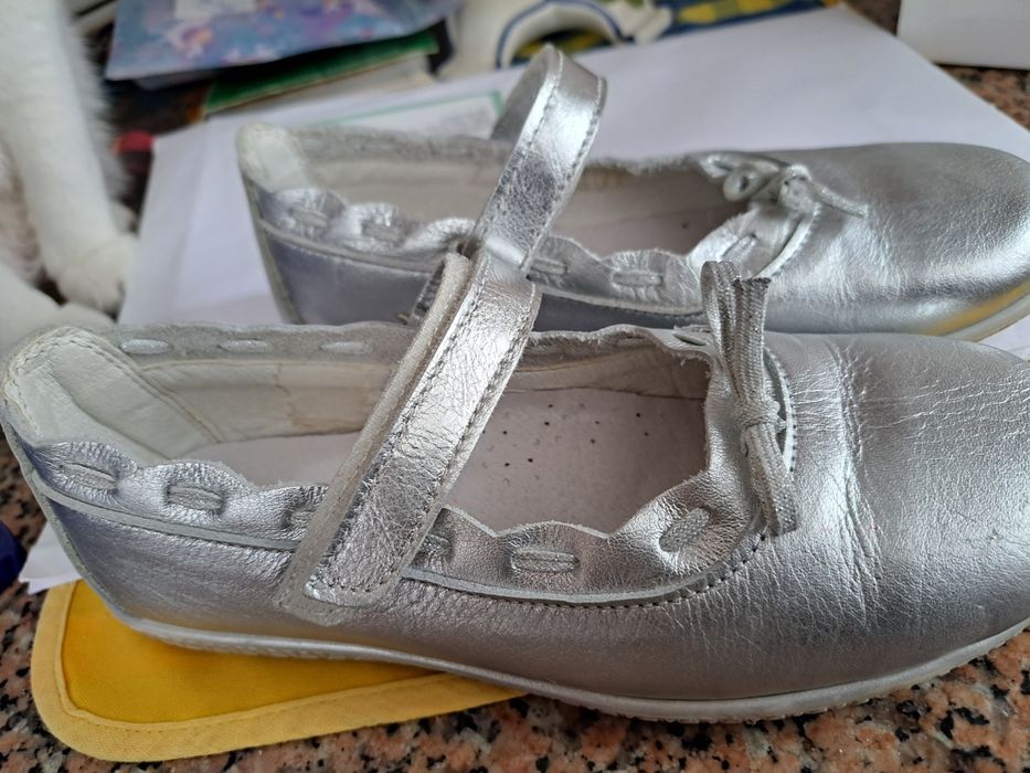Sapatos de menina