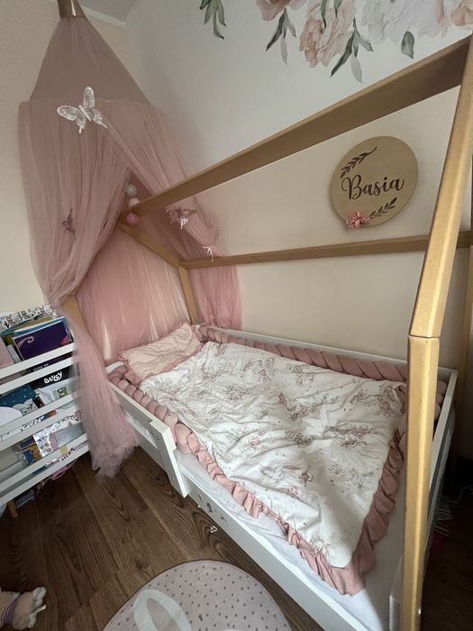 Lóżko domek z materacem